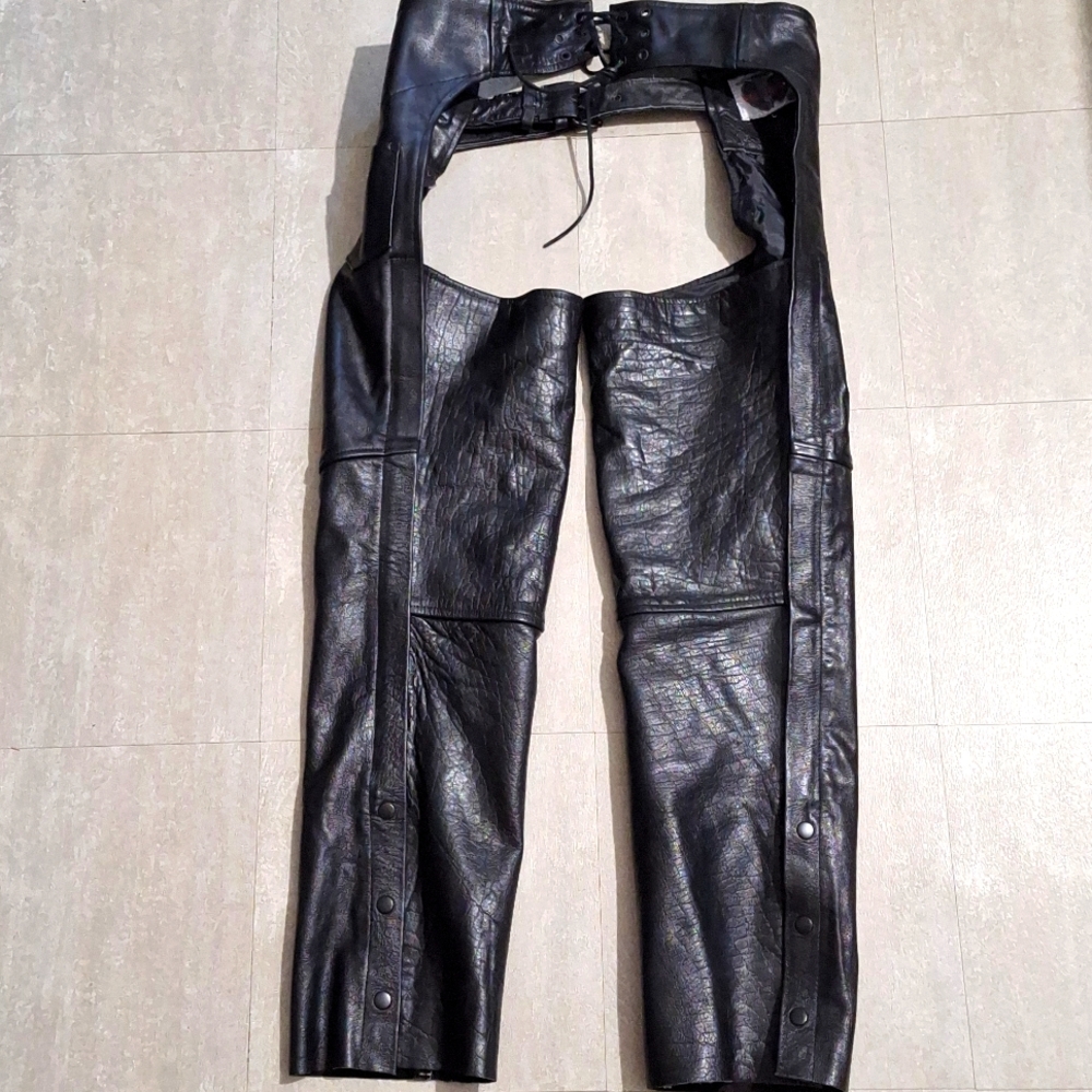 Wild Ride Unisex Motorcycle Chaps Pants Leather Black Side Zip Adjustable